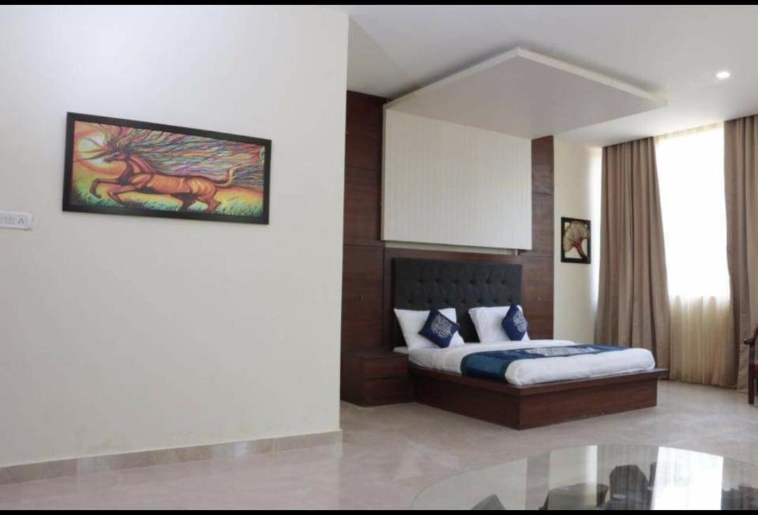 Babian Inn Lucknow Zewnętrze zdjęcie